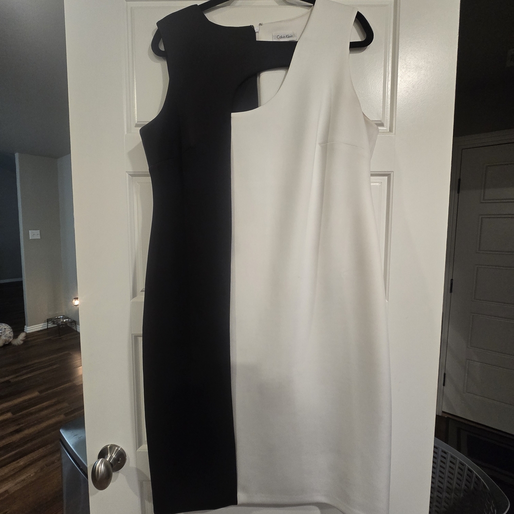 Calvin Klein Black and White Colorblock Sheath Dress size 14w